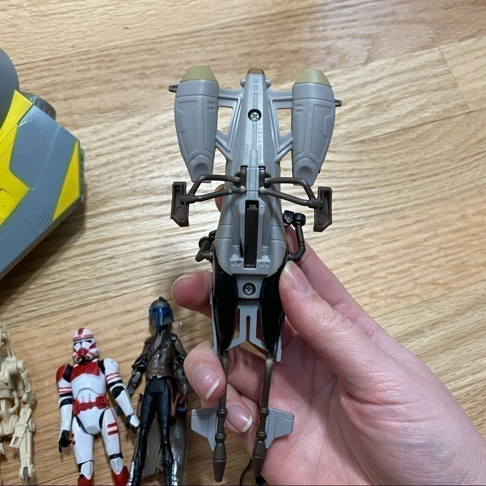 Star Wars A-Wing Yellow Fighter Ship C-082A W/ R2D2 Castas Speeder Bike 2011